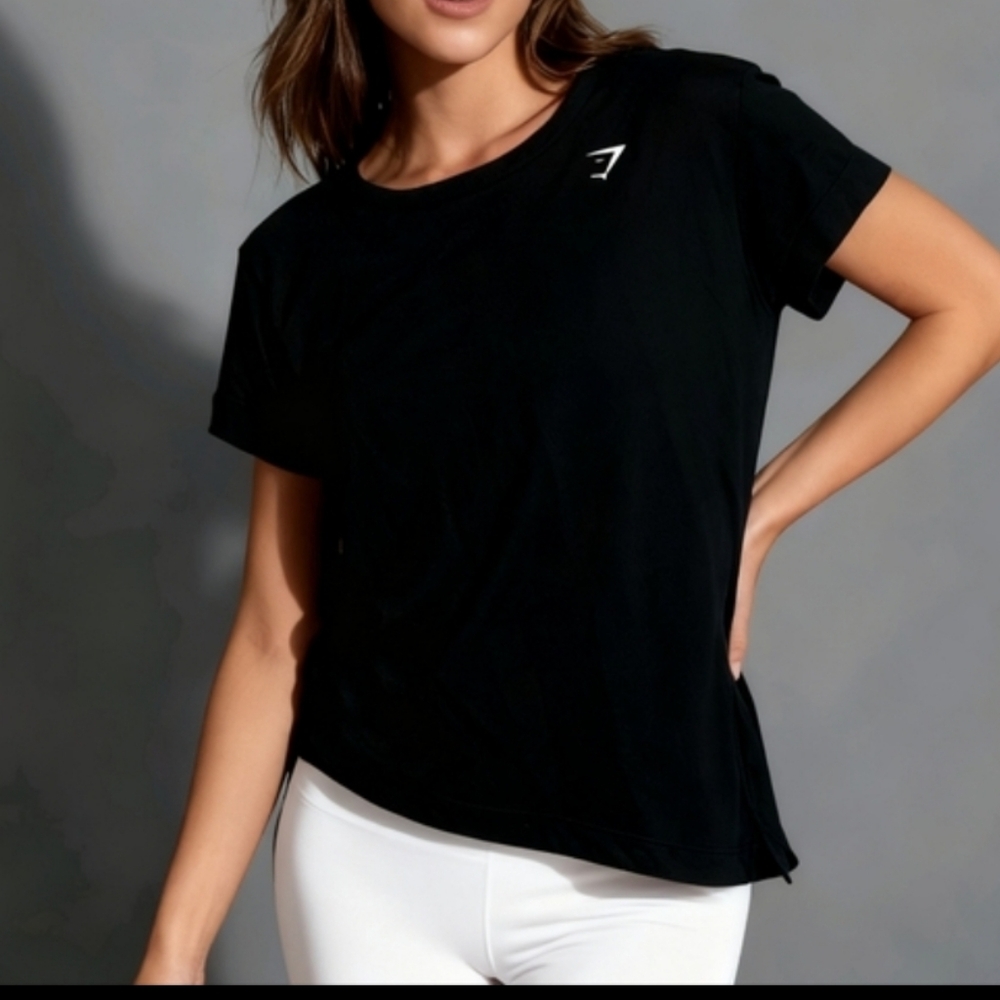 Gymshark Classic Black Short Sleeve T-Shirt Size M Athletic Workout Tee